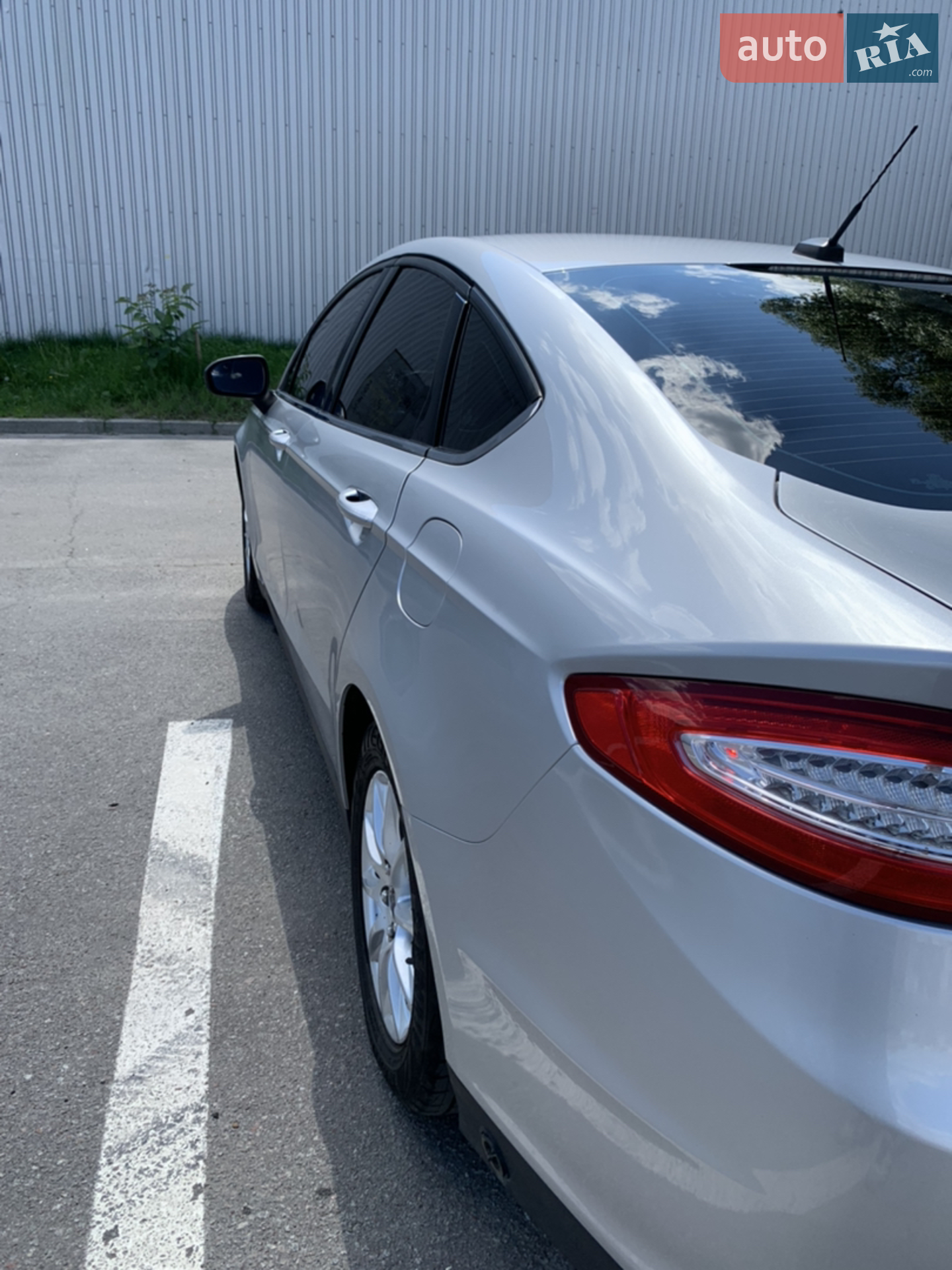 2016 Ford Fusion - мініатюра 30