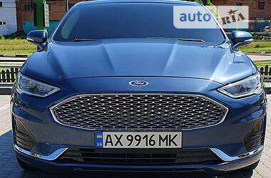 Седан Ford Fusion 2018 в Харькове