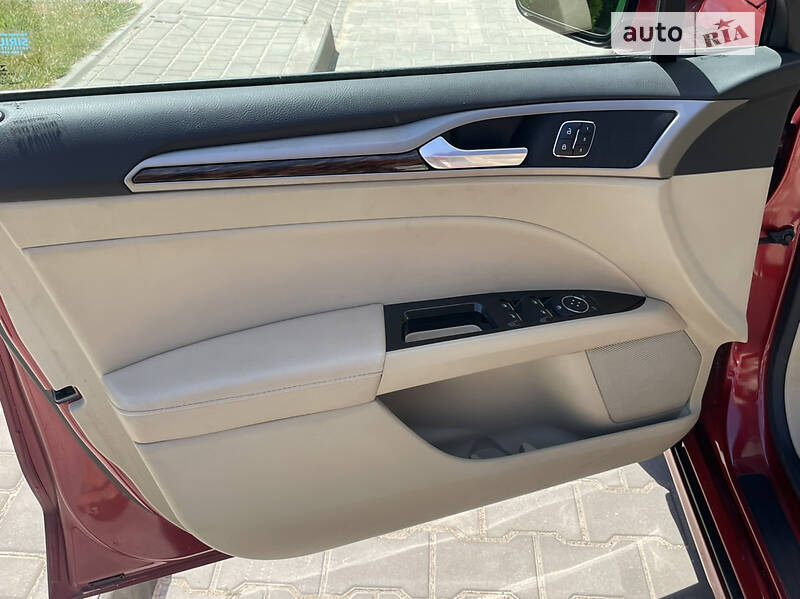 Седан Ford Fusion 2013 в Южном фото 17 Седан Ford Fusion 2013 в Южном