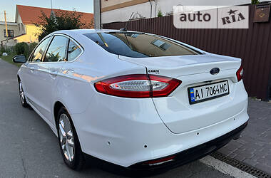 Седан Ford Fusion 2013 в Киеве