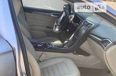 Седан Ford Fusion 2014 в 