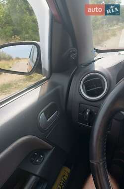 Хэтчбек Ford Fusion 2008 в Березанке