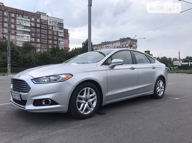 Седан Ford Fusion 2015 в Днепре