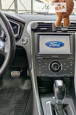 Седан Ford Fusion 2013 в Києві