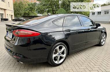 Седан Ford Fusion 2012 в Одесі