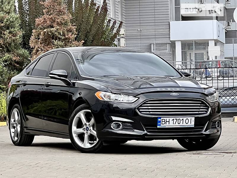 Седан Ford Fusion 2012 в Одесі