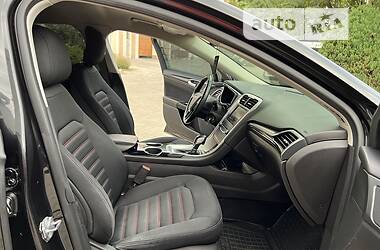 Седан Ford Fusion 2012 в Одесі