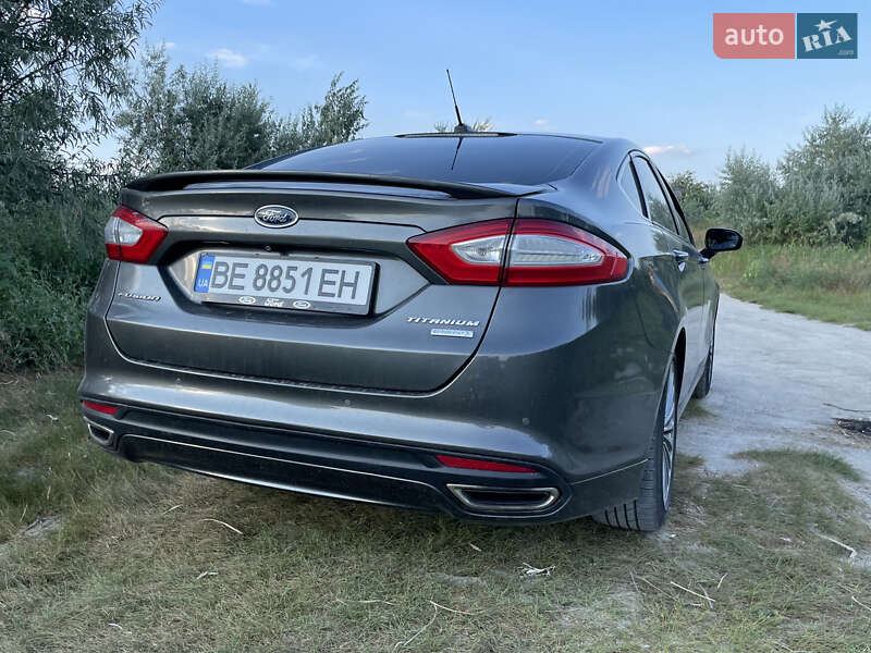 Седан Ford Fusion 2014 в Веселинове