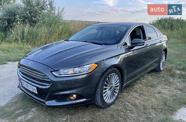 Седан Ford Fusion 2014 в 