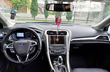 Седан Ford Fusion 2016 в Львове