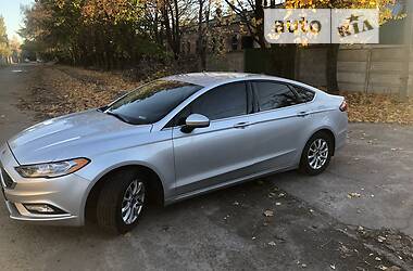 Седан Ford Fusion 2016 в Чернигове