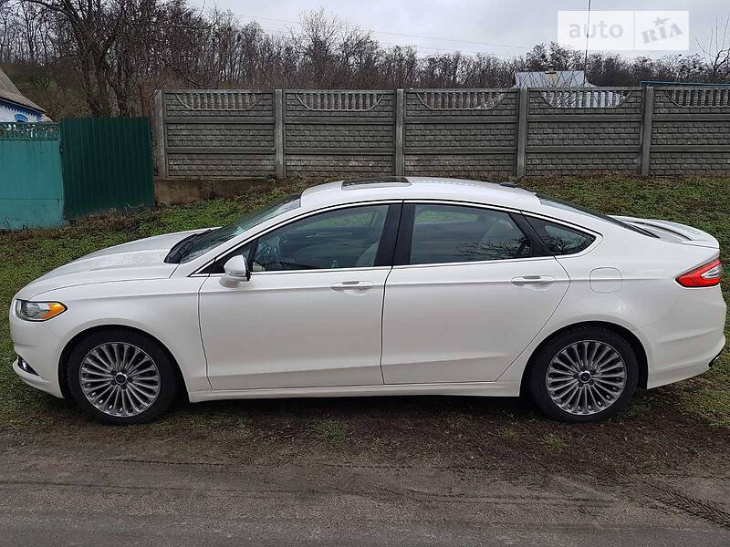 Седан Ford Fusion 2015 в Обухові