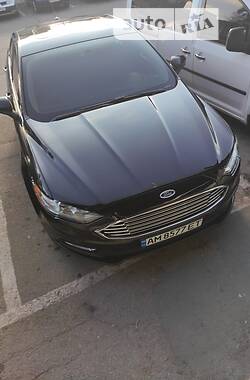 Седан Ford Fusion 2016 в 