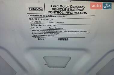 Седан Ford Fusion 2019 в 