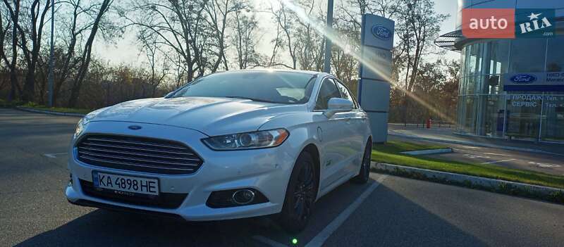 Седан Ford Fusion 2013 в Киеве