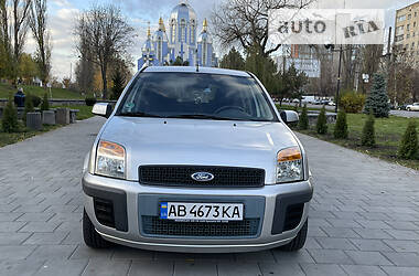 Хэтчбек Ford Fusion 2007 в 