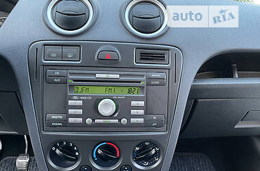 Хэтчбек Ford Fusion 2007 в 