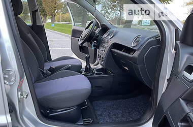 Хэтчбек Ford Fusion 2007 в 