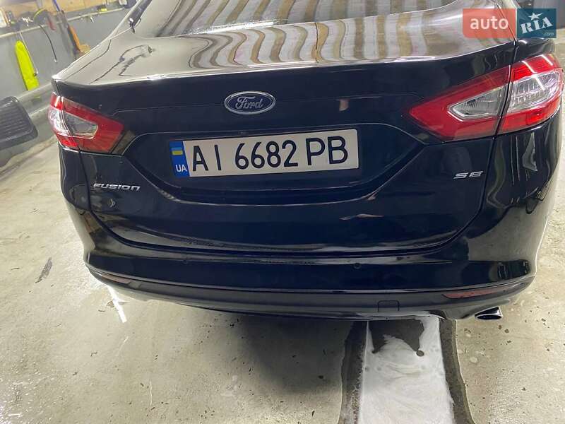 Седан Ford Fusion 2015 в Борисполі