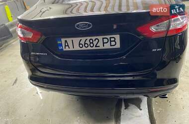 Седан Ford Fusion 2015 в 