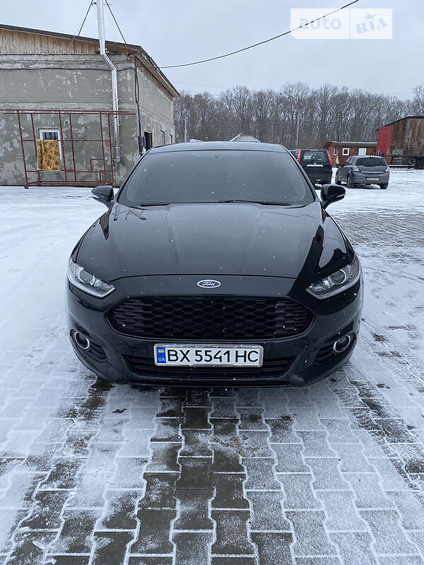 Седан Ford Fusion 2013 в Звягеле