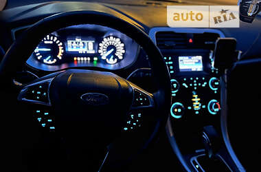 Седан Ford Fusion 2013 в Днепре
