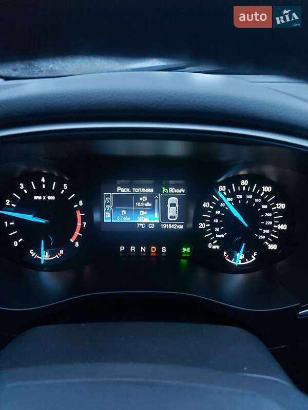 Седан Ford Fusion 2014 в Черкасах