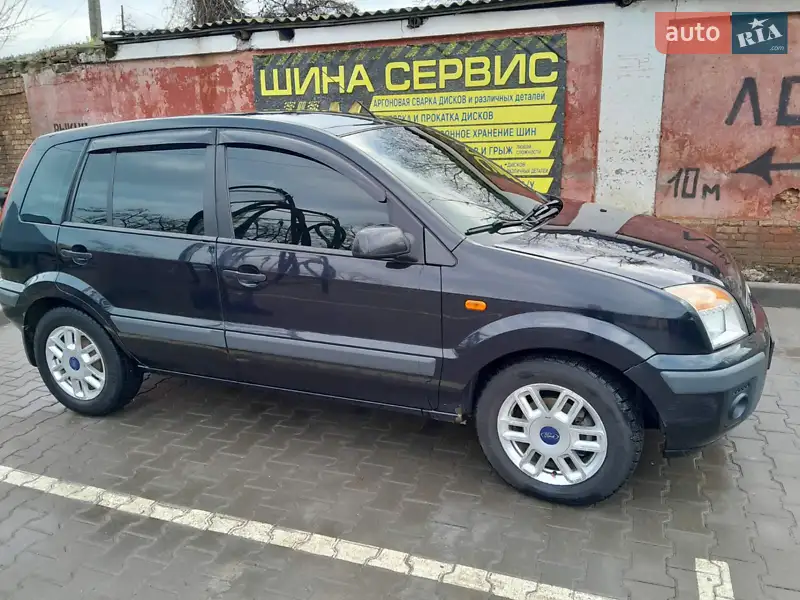 Ford Fusion 2007 VIN WF0UXXGAJU7Y08372 фото оголошення 10 з 42