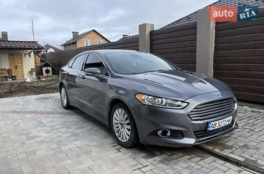 Седан Ford Fusion 2013 в 