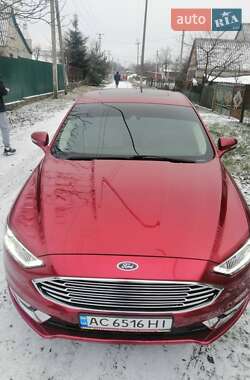 Седан Ford Fusion 2016 в Нововолынске