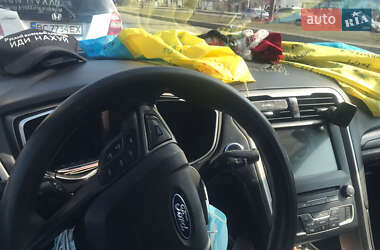 Седан Ford Fusion 2018 в Львові