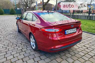 Седан Ford Fusion 2014 в 