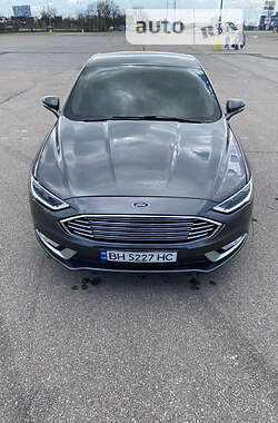 Седан Ford Fusion 2016 в Одесі