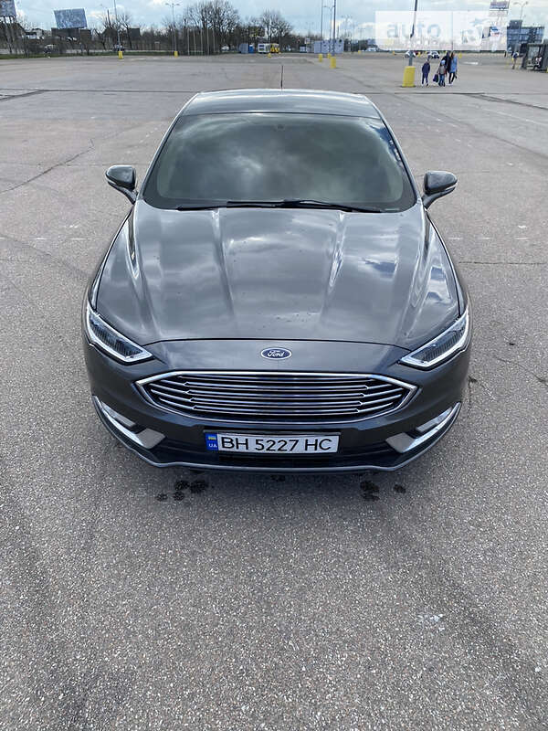 Седан Ford Fusion 2016 в Одесі