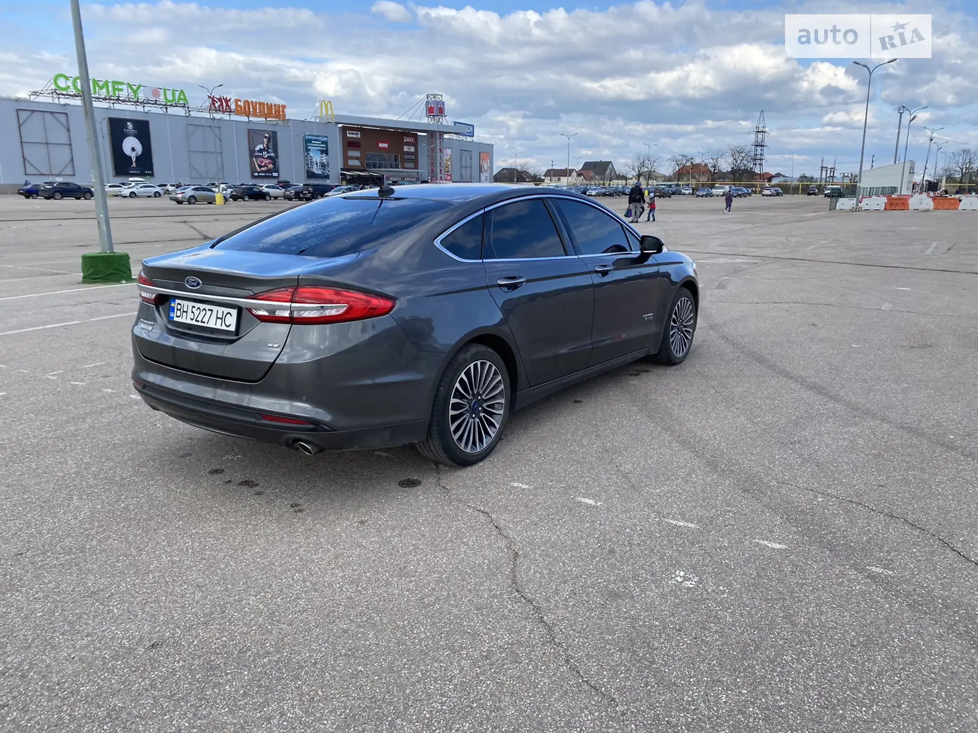 2016 Ford Fusion - мініатюра 8