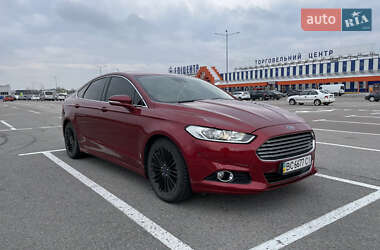 Седан Ford Fusion 2014 в Львове