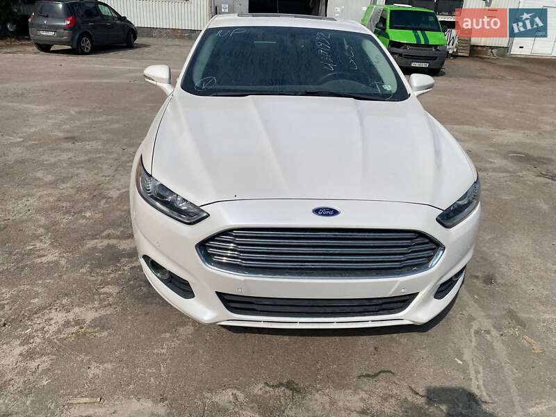 Седан Ford Fusion 2015 в Киеве