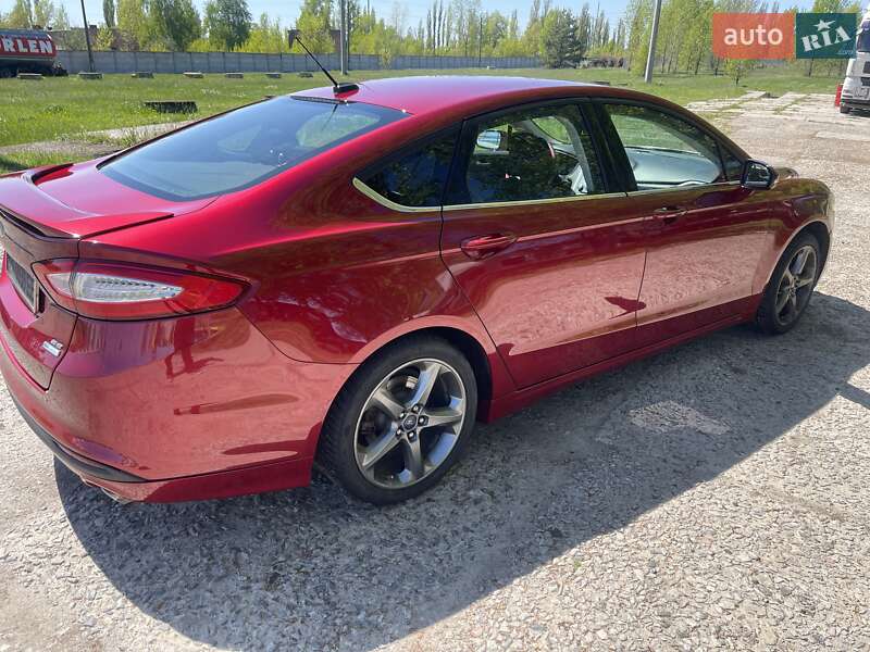 Седан Ford Fusion 2016 в Полтаве