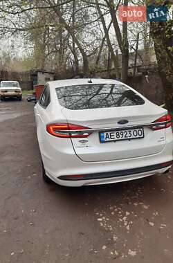 Седан Ford Fusion 2017 в Кривом Роге