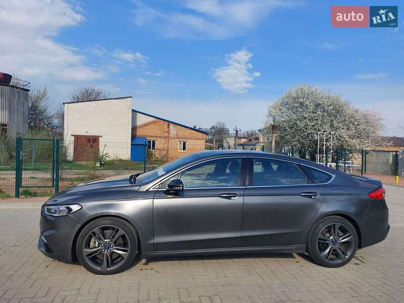 Седан Ford Fusion 2017 в Житомирі