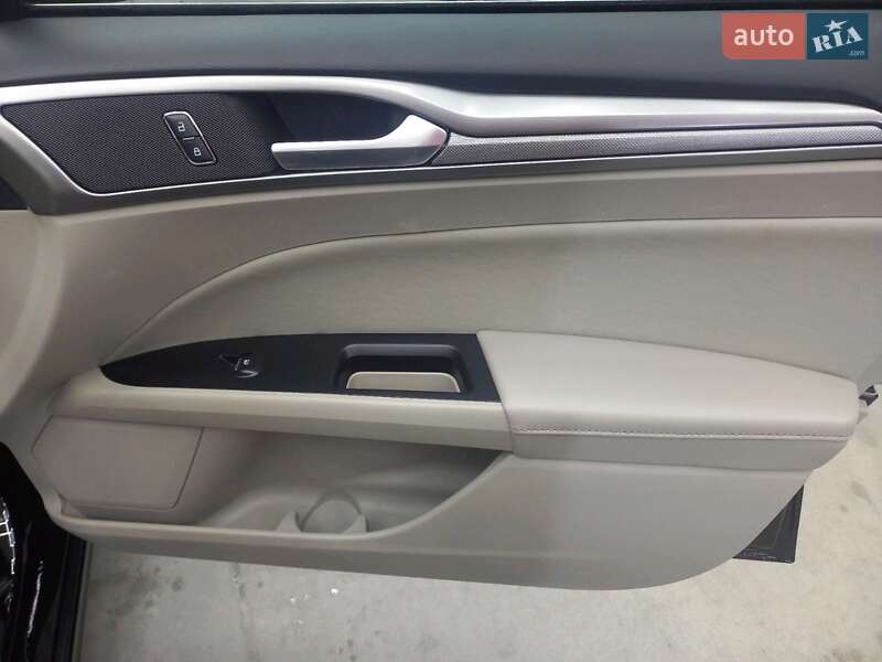 Седан Ford Fusion 2017 в Черкассах