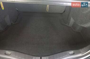 Седан Ford Fusion 2017 в 