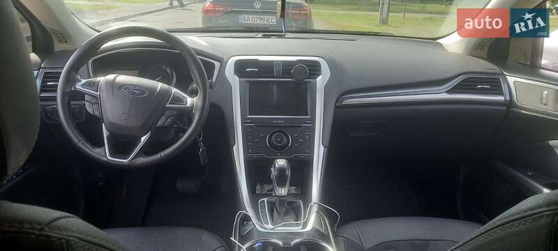 Седан Ford Fusion 2013 в Киеве