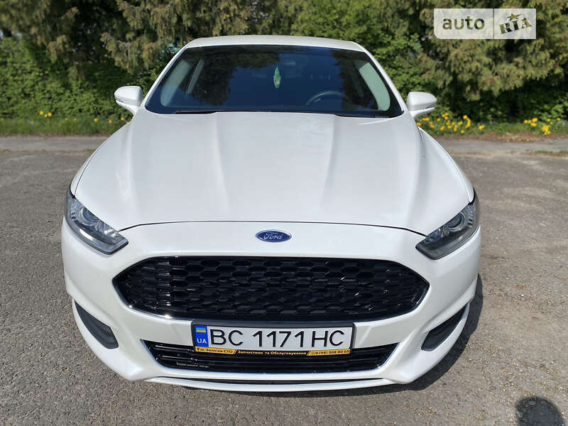 Седан Ford Fusion 2015 в Золочеве