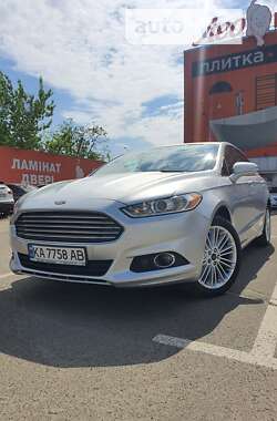 Седан Ford Fusion 2015 в Киеве