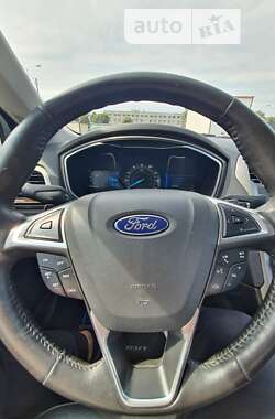 Седан Ford Fusion 2015 в Киеве