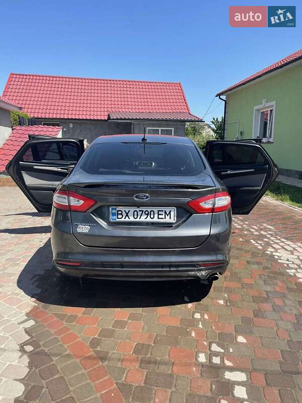 Седан Ford Fusion 2016 в Хмельницком