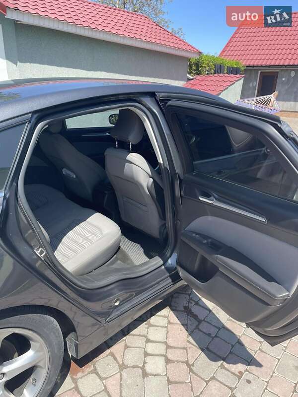 Седан Ford Fusion 2016 в Хмельницькому