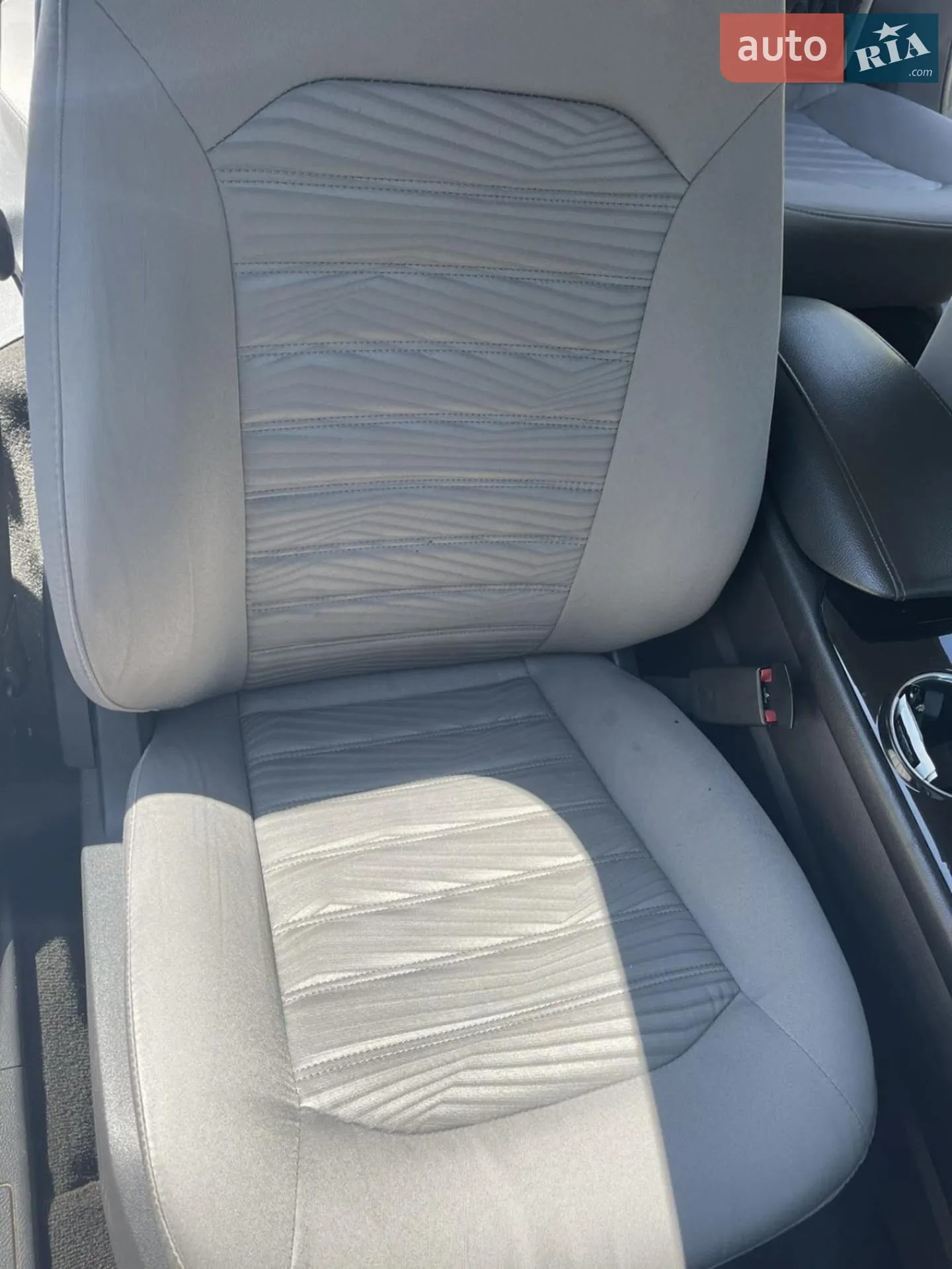 2016 Ford Fusion - мініатюра 32