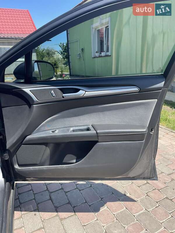 Седан Ford Fusion 2016 в Хмельницком